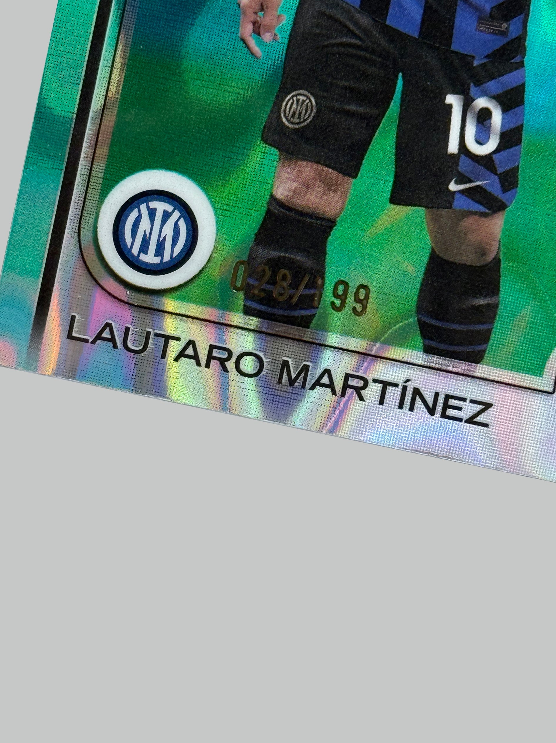 Topps Chrome UCC 2024-25 Lautaro Martinez 028/199