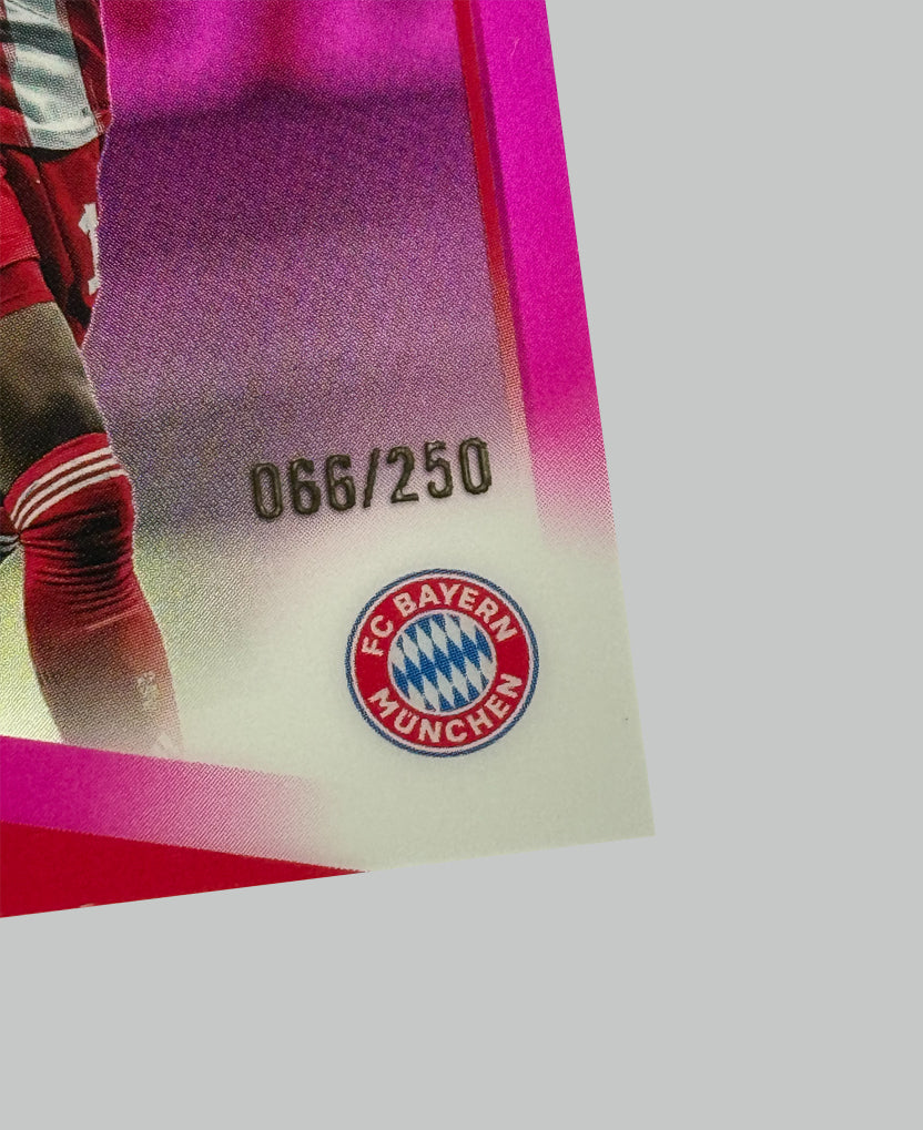 Topps Chrome UCC 2025-26 Alphonso Davies 066/250